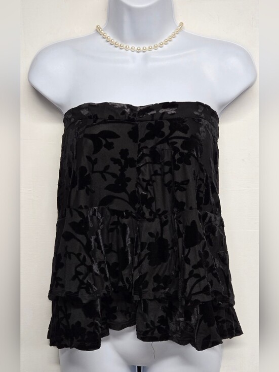 Forever 21 Tops - Forever 21 Black Babydoll Sttapless Top S Tie Zipper Back Tiered Floral Velvet